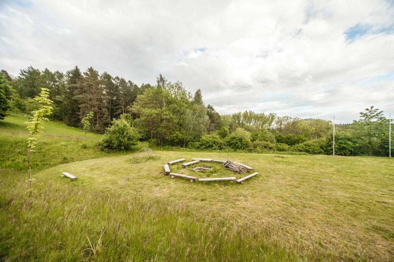 V Raji - Palda Campingplatz Rovensko pod Troskami